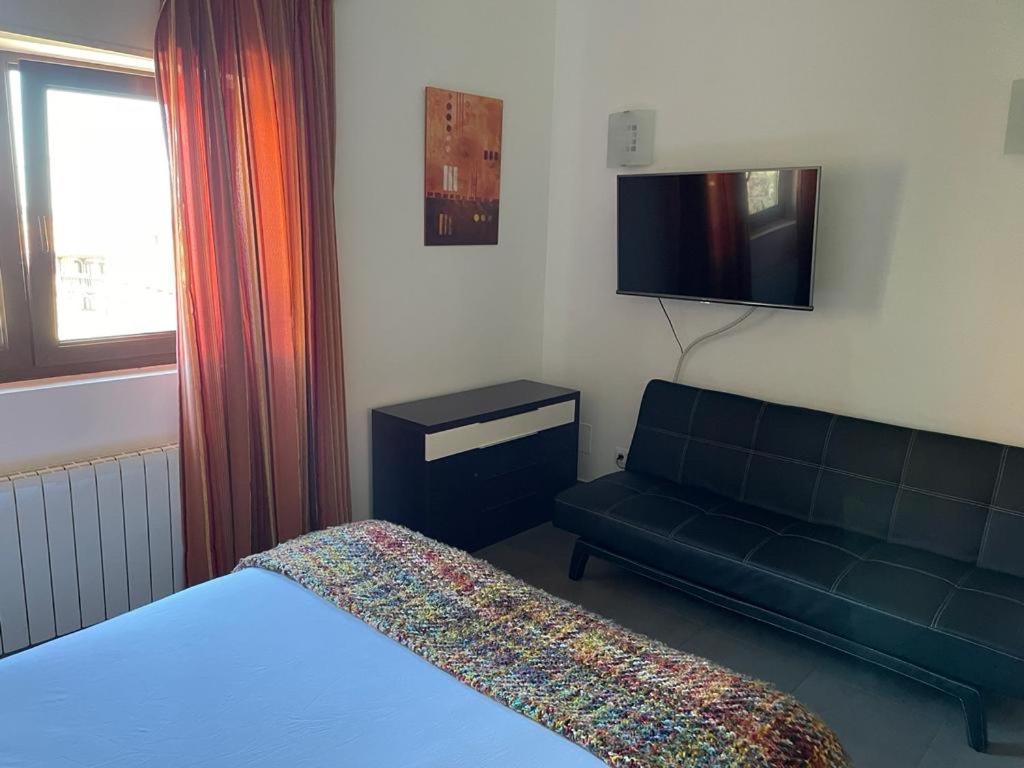 Apartamentos Los Tojos Colsa Dış mekan fotoğraf